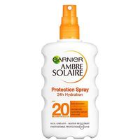 Garnier Ambre Solaire Moisturising Protection Spray SPF20 200ml