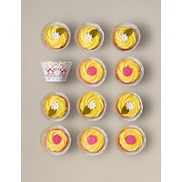 12 Daisy & Button Cupcakes