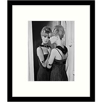 Getty Images Gallery - Elegant Boyd Framed Print, 49 X 57cm